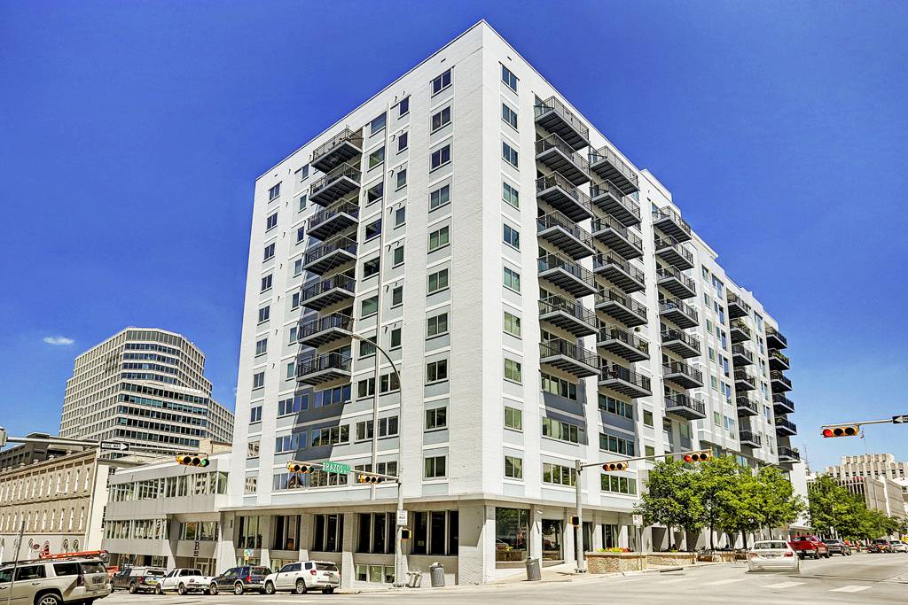 Brazos Place, Downtown Core, downtown Austin
