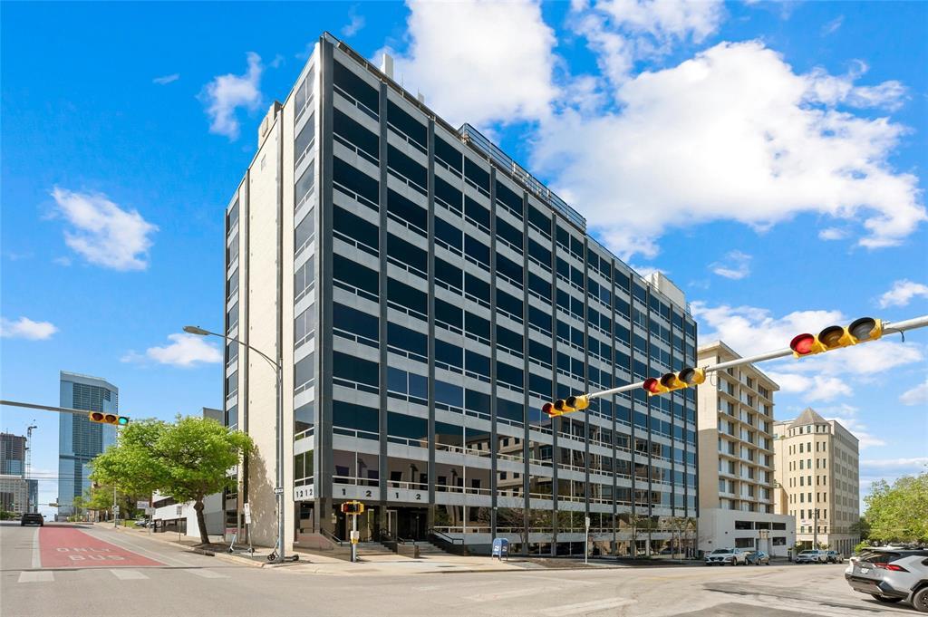 Penthouse Condominiums, Downtown Core, downtown Austin